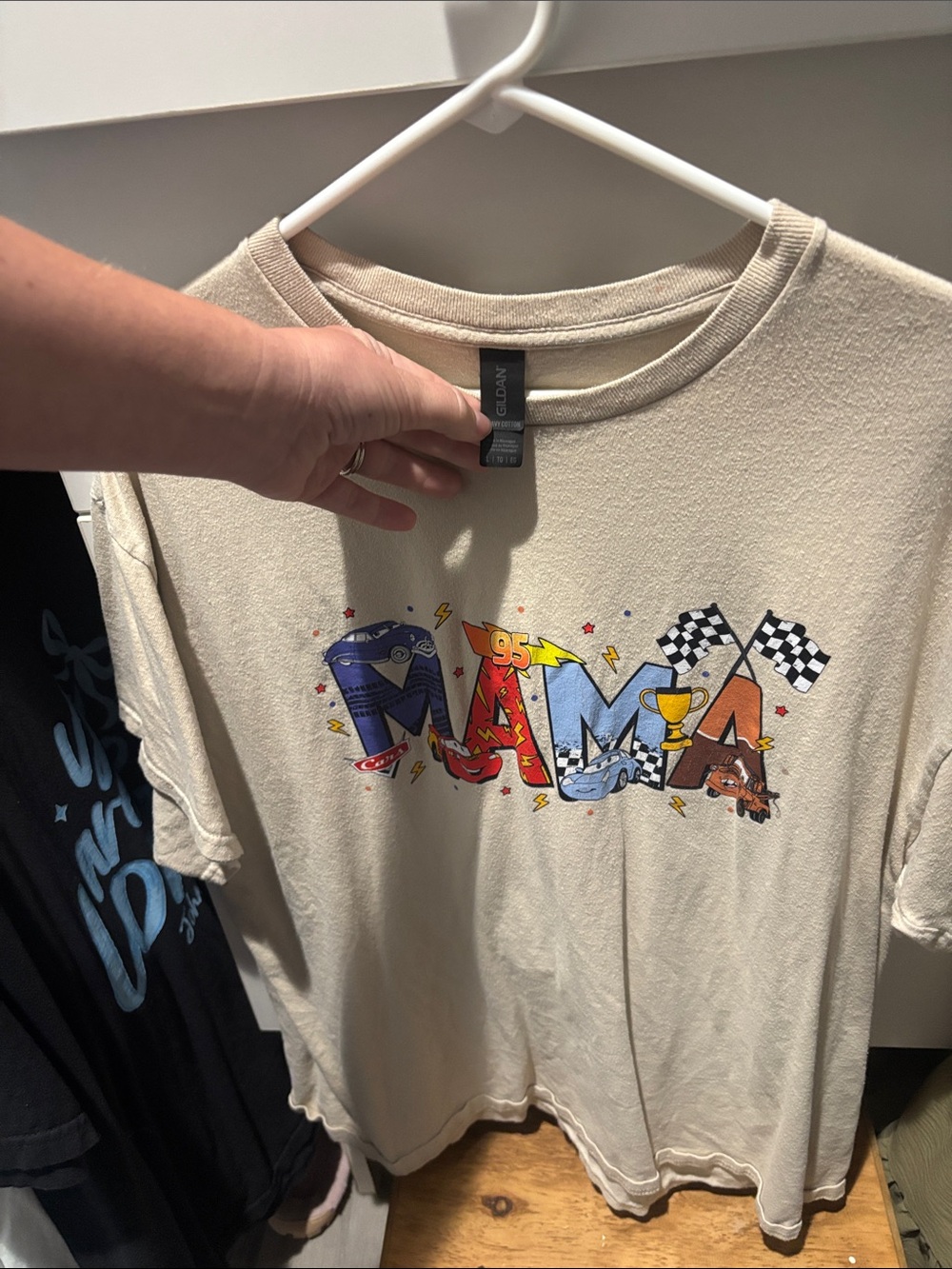 Women’s Cream 'Mama' Cars Graphic Tee
